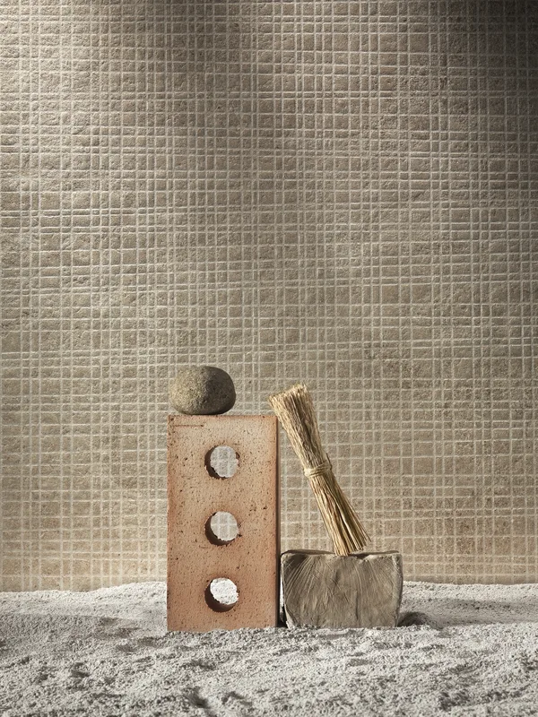 Commercial — RP1390